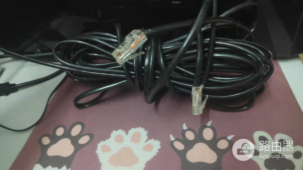 台式电脑没无线网卡怎么用wifi(电脑没有无线网卡，教你用一根网线连接WiFi)