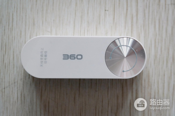 360wifi扩展器怎么样(强强联合信号无死角!360WiFi扩展器360R1评测)