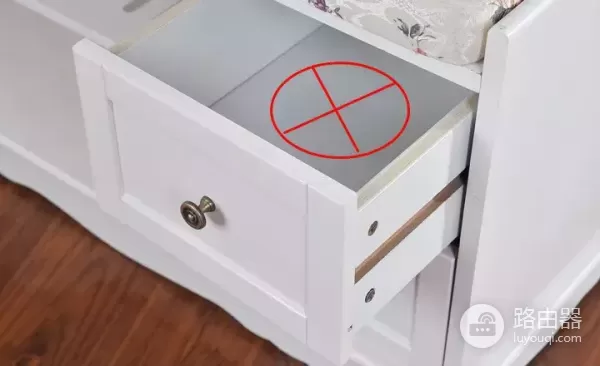 教你如何合理的摆放路由器-路由器如何挂在墙上