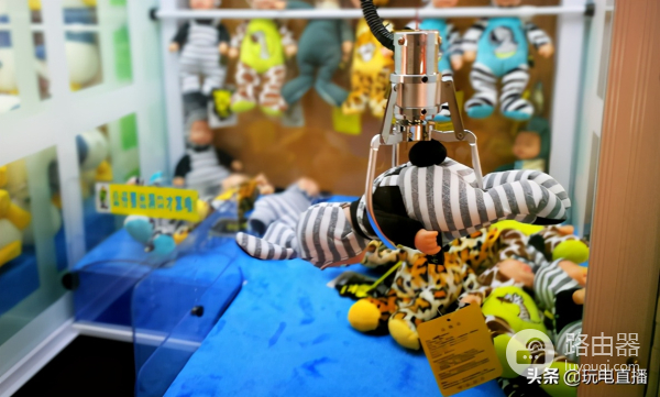 360WIFI怎么用夹子(抓娃娃的方法步骤，实用的夹娃娃技巧)