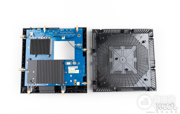 AX11000无线路由开箱拆解评测-AX11000拆解