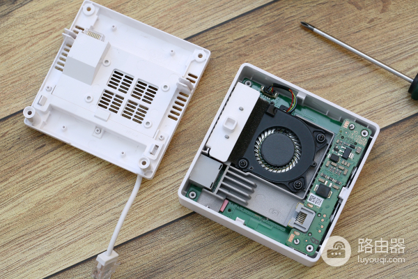 华为路由器H6一套搞定(华为H6路由器)