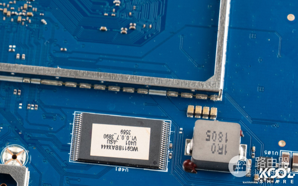 AX11000无线路由开箱拆解评测-AX11000拆解