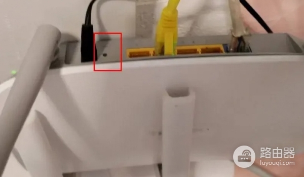 路由器怎么恢复出厂设置？路由器通用复位教程