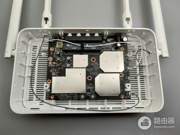 荣耀猎人游戏路由器怎么隐藏（荣耀猎人游戏路由器隐藏方法）