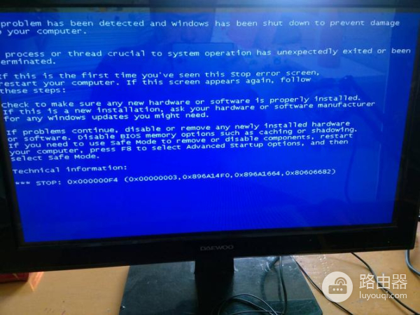 360蓝屏修复卡住不动了怎么办