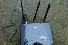 dir-619l路由器拆机方法（dir-619l路由器怎么拆机）