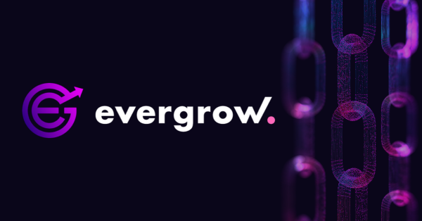 曾靠“持币躺赚”爆火的EverGrow，如今为何全面转向Solana？