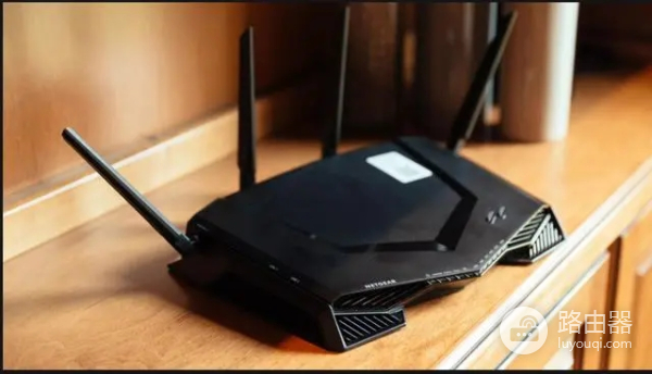 三个路由器如何连接成一个网络（三个路由器连接成一个网络方法）