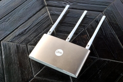 极路由器和普通路由器的区别（ 极路由器和普通路由器不同点是什么）