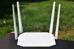 h3c路由器r300和r365的区别和优劣比较（如何选择h3c路由器r300和r365）