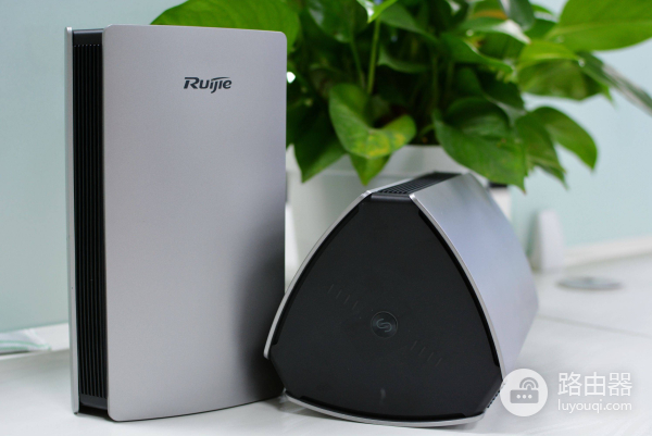 星耀m32与苹果手机兼容吗（星耀m32与苹果手机可以一起用吗）