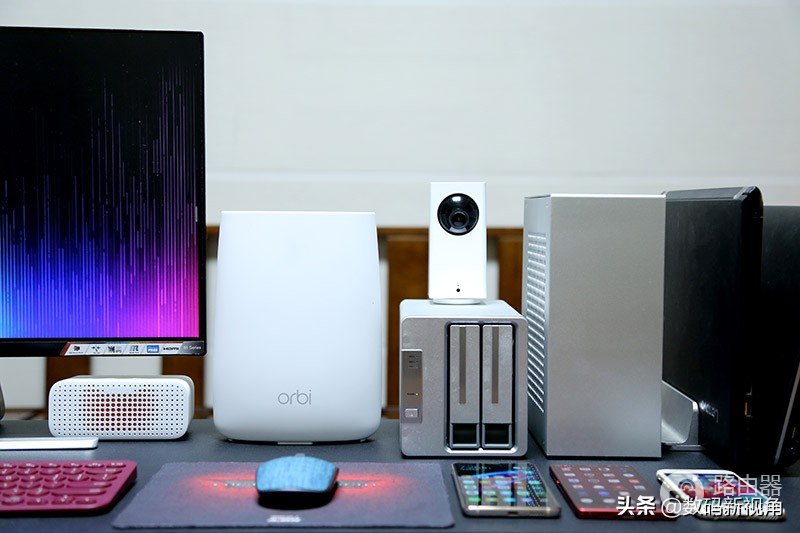 完美无损升级现有网络方案:网件奥秘三频Mesh分体路由