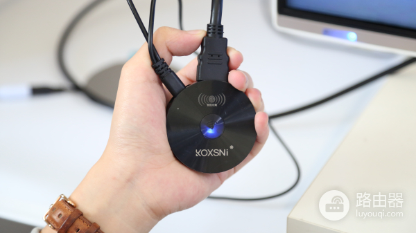 教你操作把手机投到电脑方法(如何把手机与电脑连接)