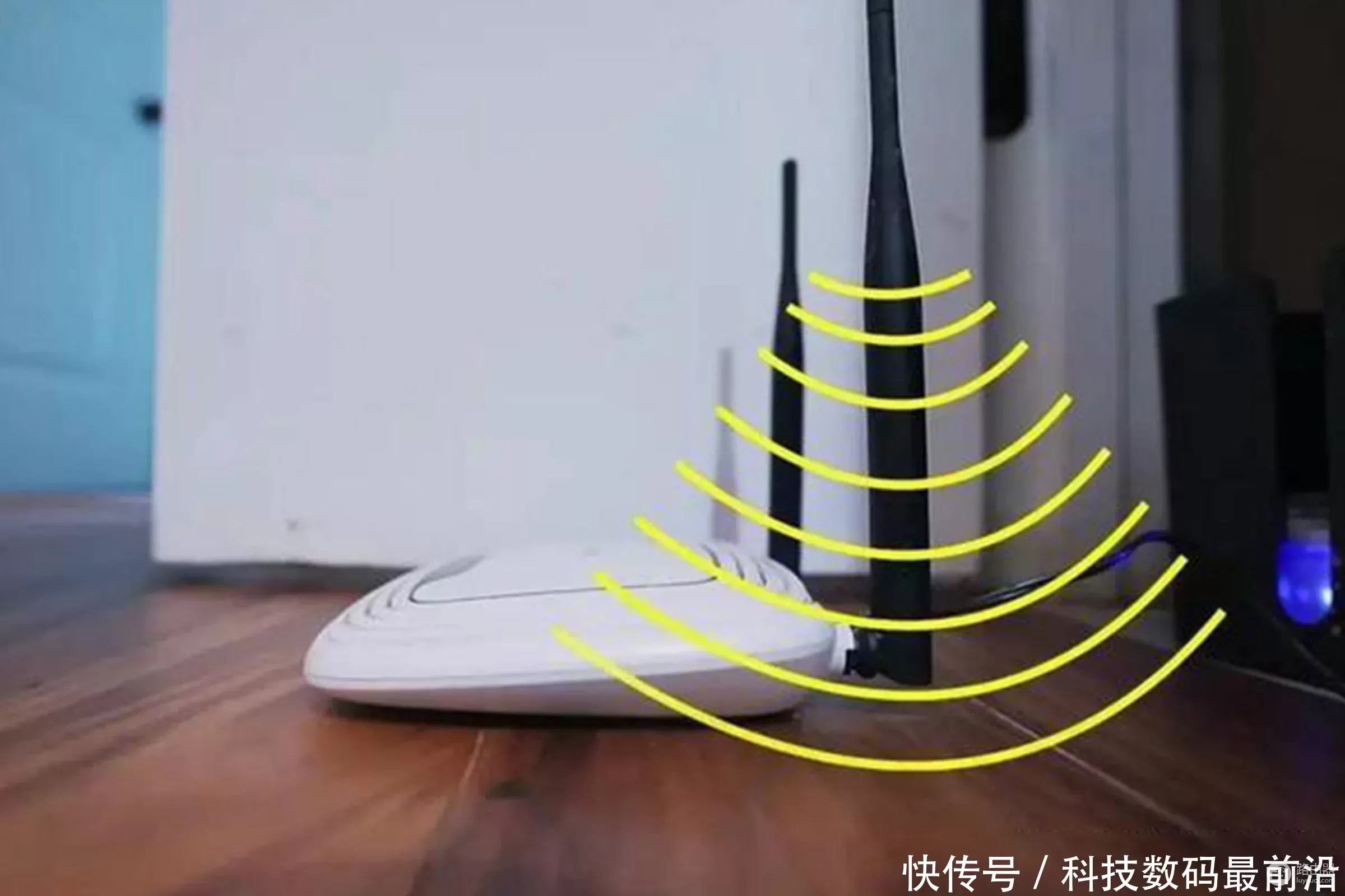 wifi很卡很慢怎么回事(WiFi信号满格但网速很慢，是什么原因造成的？)