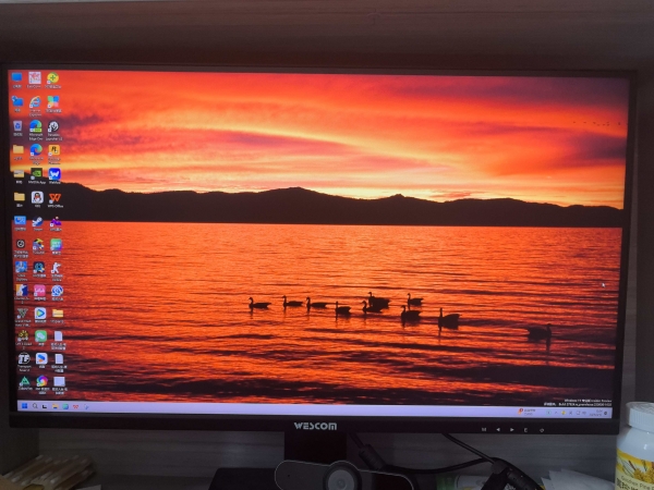 win11屏幕黑边不铺满怎么办？桌面显示未对齐修复教程