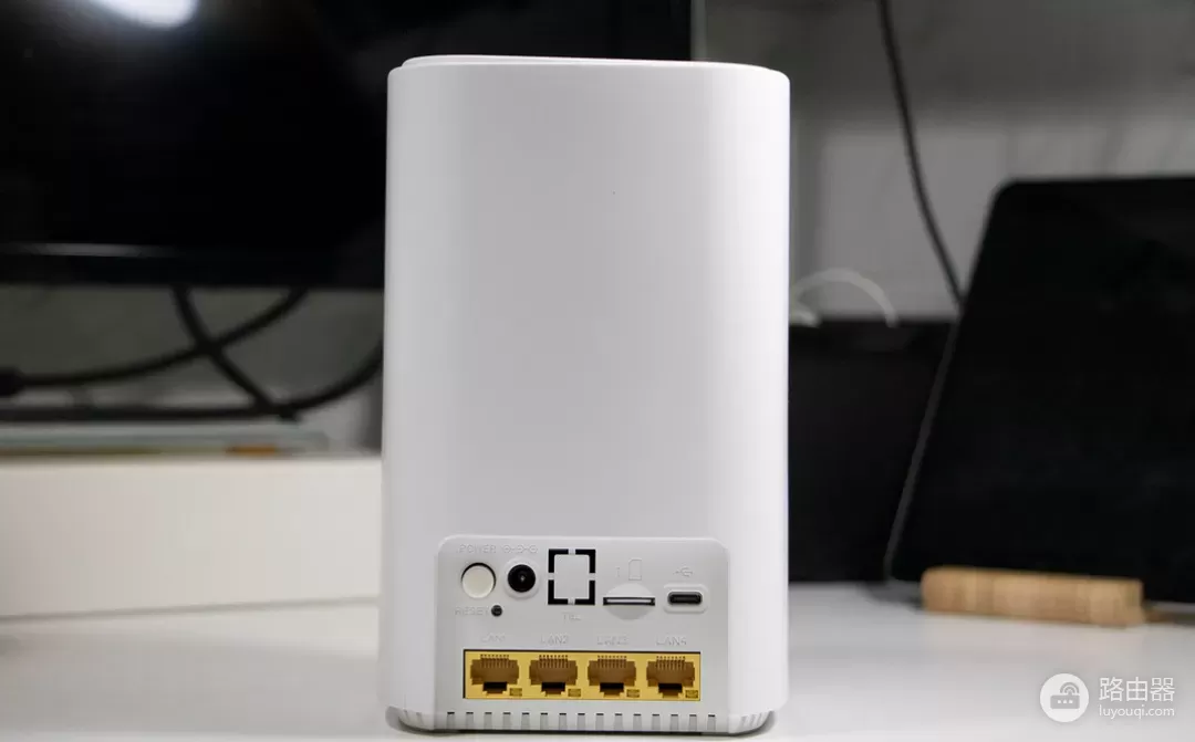 最便宜的5G CPE：联通VN007+，紫光5G芯片，性价比5G插卡路由器！