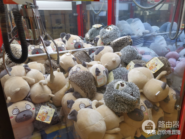 360WIFI怎么用夹子(抓娃娃的方法步骤，实用的夹娃娃技巧)