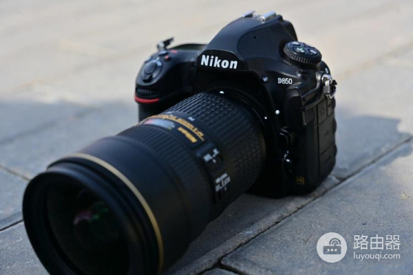 如何解决佳能相机拍的照片无法显示