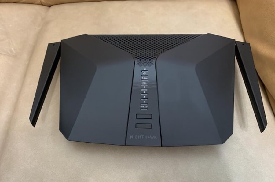 网件WiFi 6路由器:夜鹰 RAX40 开箱评测 秒杀WiFi 5