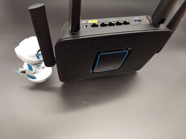 领势Linksys MR9000X路由器开箱评测