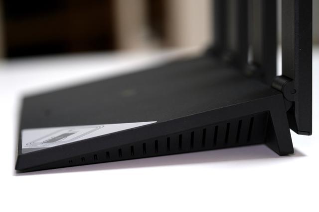 华为路由AX3 Pro和小米路由器AX3600对比评测