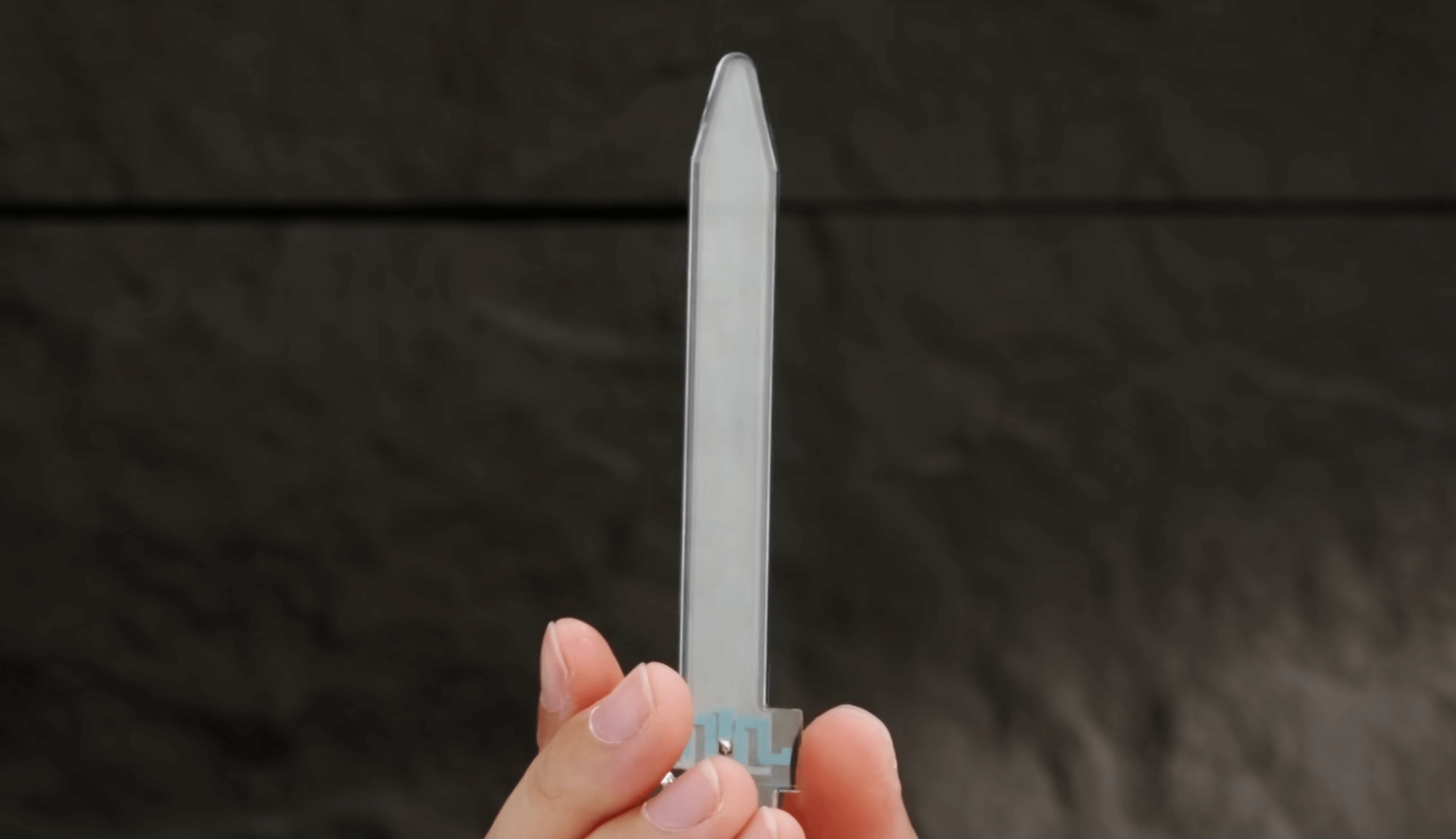 首个透明天线路由器 华为路由 X3 Pro 拆解,透明天线是怎么做的?