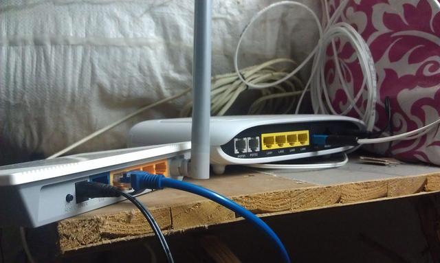 家里的wifi信号太差?快把无线路由器扔掉,试试这4种组网方案