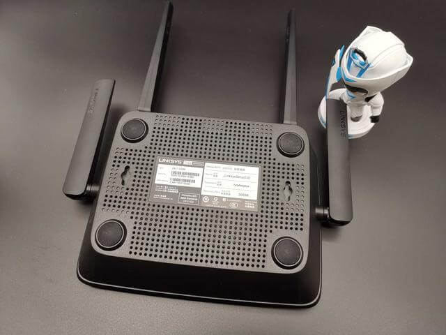 领势Linksys MR9000X路由器开箱评测