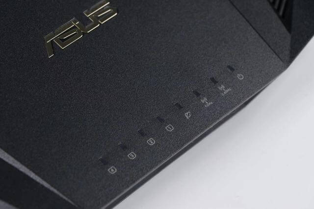 华硕WIFI6路由RT-AX56U测评：家用电竞路由，开启全民WiFi 6时代