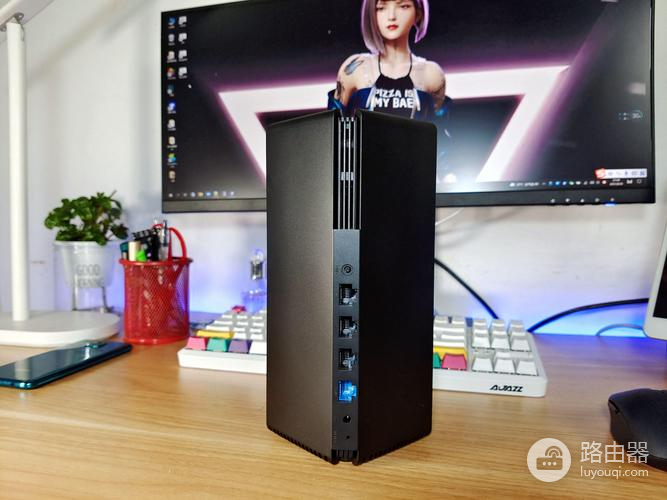 如何在TL-WR886N路由器上隐藏WiFi信号（TL-WR886N路由器的WiFi隐藏设置方法是什么）