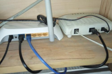 华为子母无线路由器总是断开怎么回事（华为子母无线路由器总是断开有哪些）