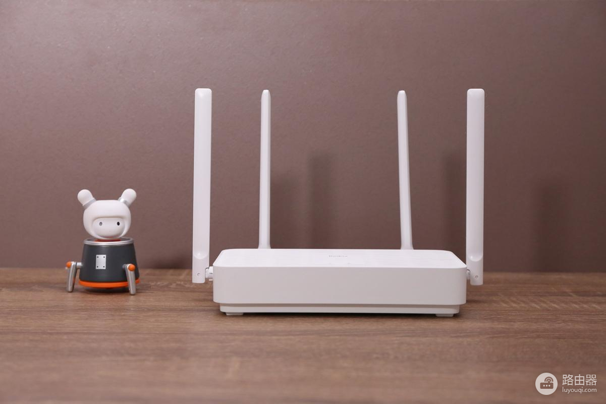 华为单体路由和移动路由哪个好（华为单体路由和移动路由推荐）