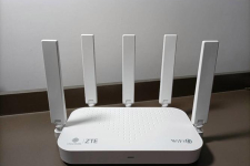 华为游戏路由器指示灯一会儿白一会儿红（华为游戏路由器指示灯一会儿白一会儿红怎么回事）